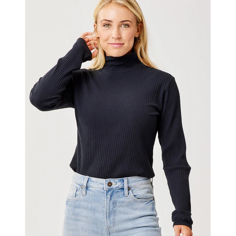 CARVE DENISE TURTLENECK