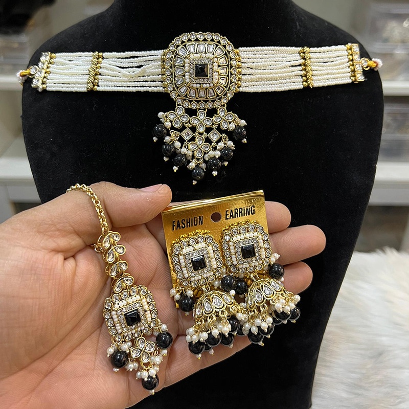 Hira Collections Gold Plated Kundan And Beads Pearl Choker Necklace Set
