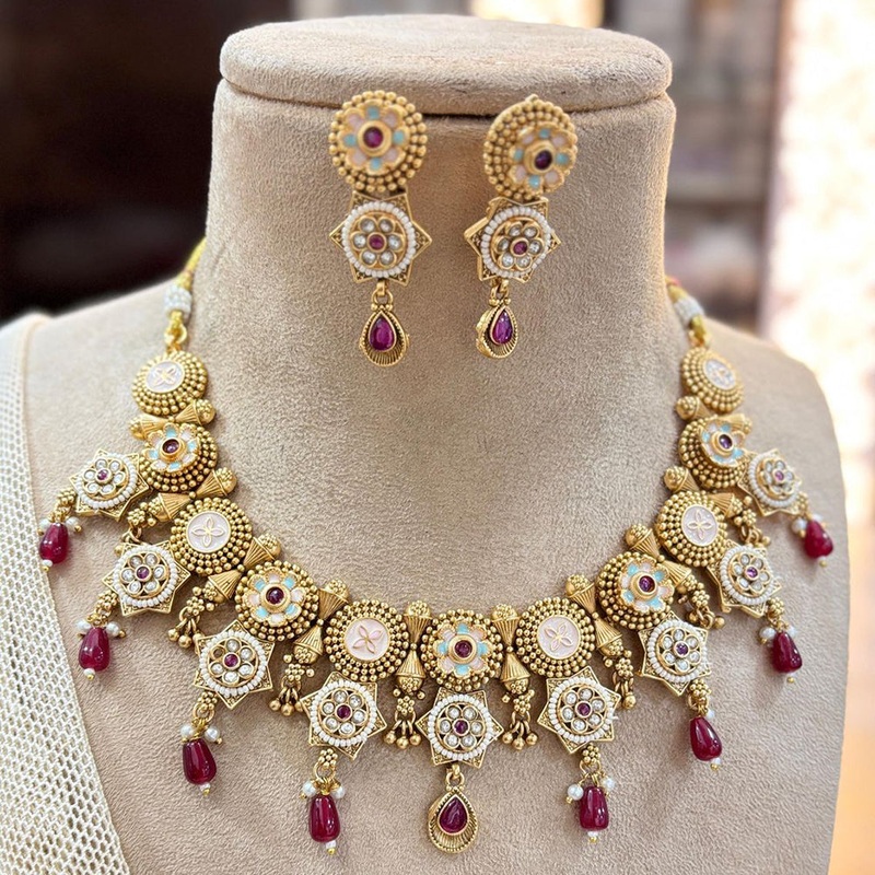 Jewel Addiction Gold Plated Pota Stone And Beads Meenakari Necklace Set