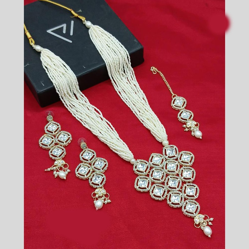 Lucentarts Jewellery Gold Plated Kundan Stone And Pearls Necklace Set