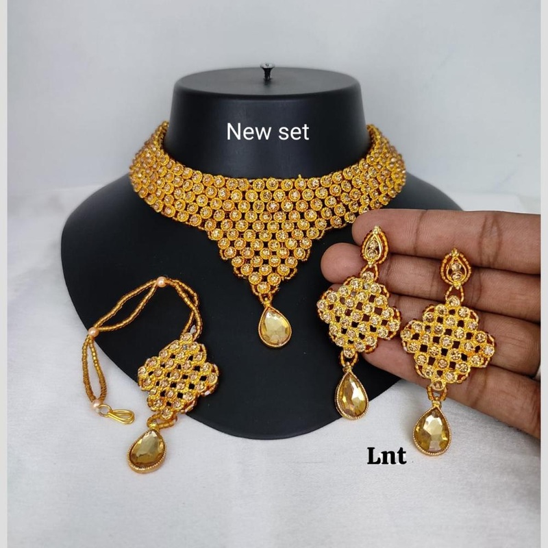 Lucentarts Jewellery Gold Plated Austrian Stone Necklace Set