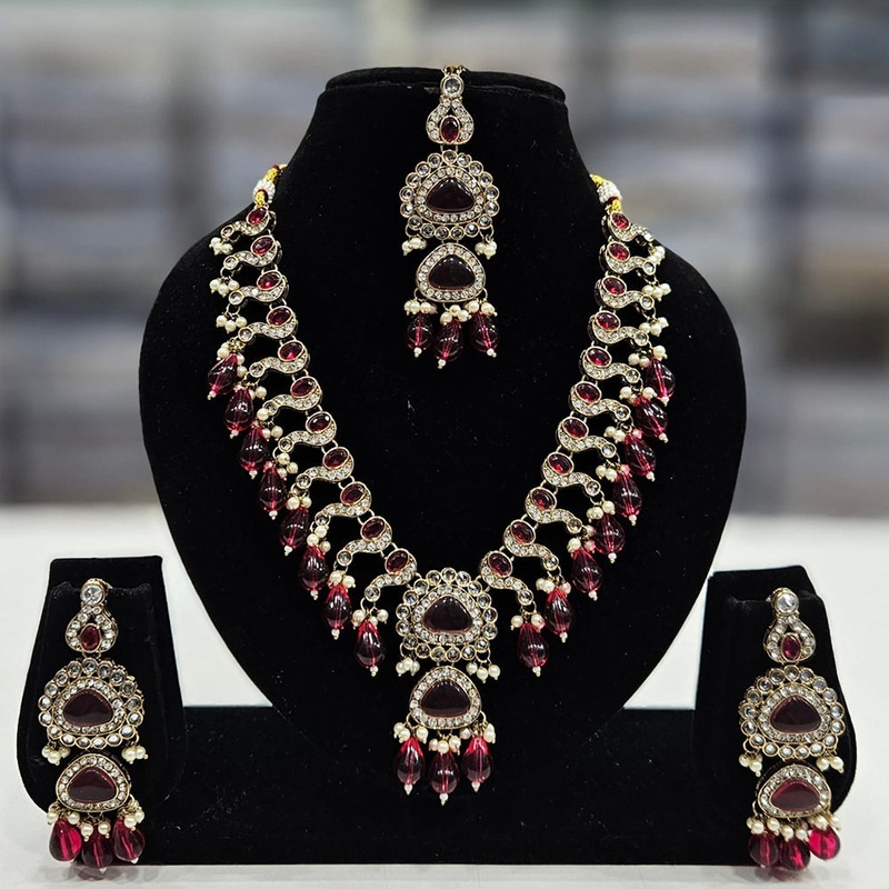 Rajwadi Collection Gold Plated Pota Stone And Crystal Stone Beads Necklace Set