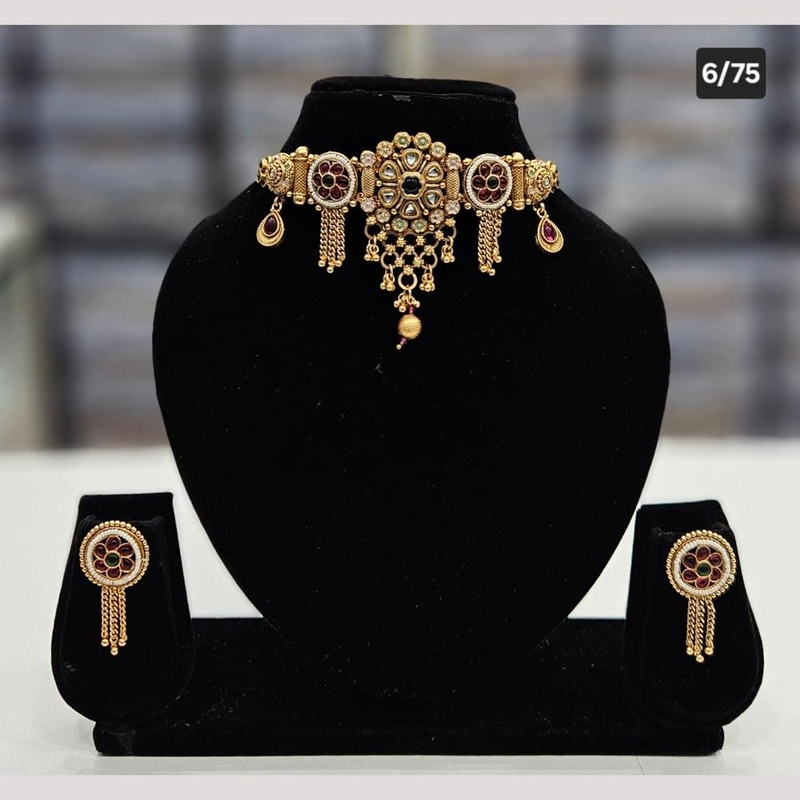 Rajwadi Collection Gold Plated Pota Stone Choker Necklace Set