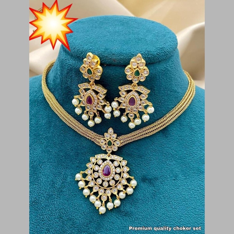 Sai Fashion Gold Plated Austrain Stone And  Pearl Necklace Set