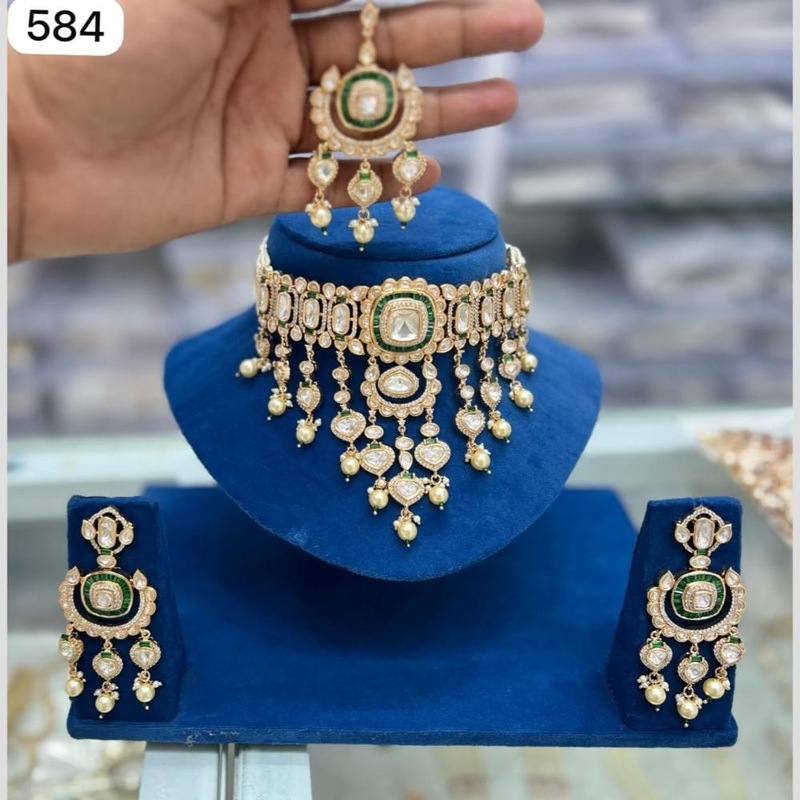 Everlasting Quality Jewels Gold Plated Polki Kundan Stone And Beads Choker Necklace Set