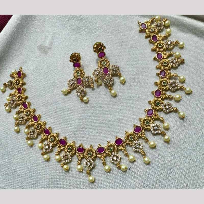 Kavita Art Gold Plated Pota Stone And Pearl Necklace Set
