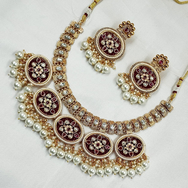 NAFJ Gold Plated Pota Stone And Pearl Necklace Set