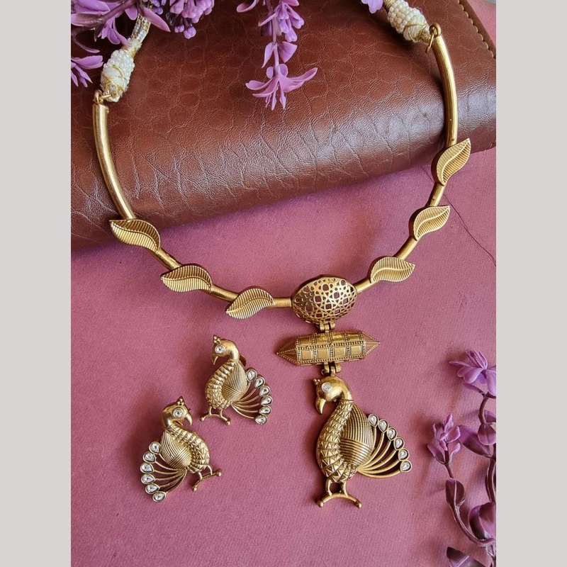 FS Collection Elegant Gold Plated Pota Peacock Necklace Set