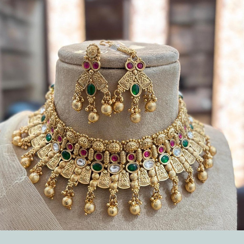 Jewel Addiction Copper Gold Pota Stone And Pearls Choker Necklace Set