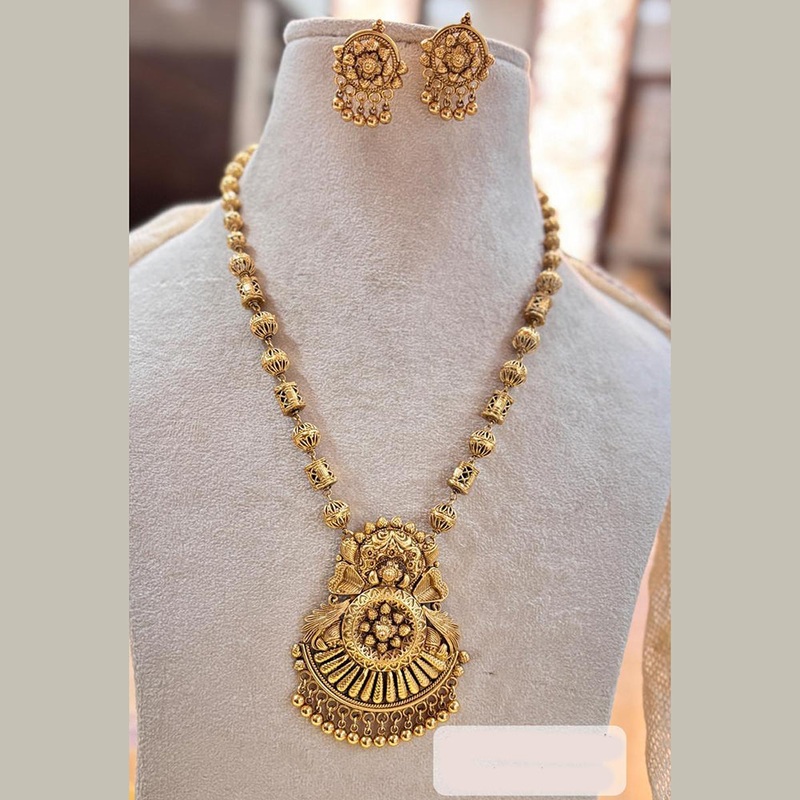 Jewel Addiction Elegant Gold Plated Pota And Pearl Necklace Set