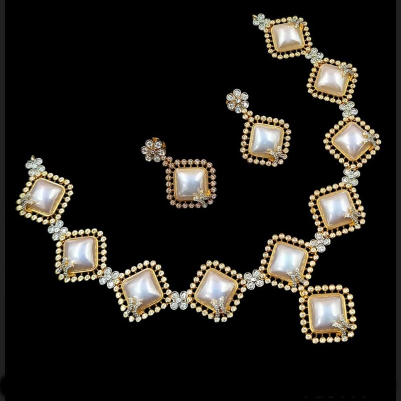 NAFJ Gold Plated Traditional Necklace Set with Austrian Stones and Pearls