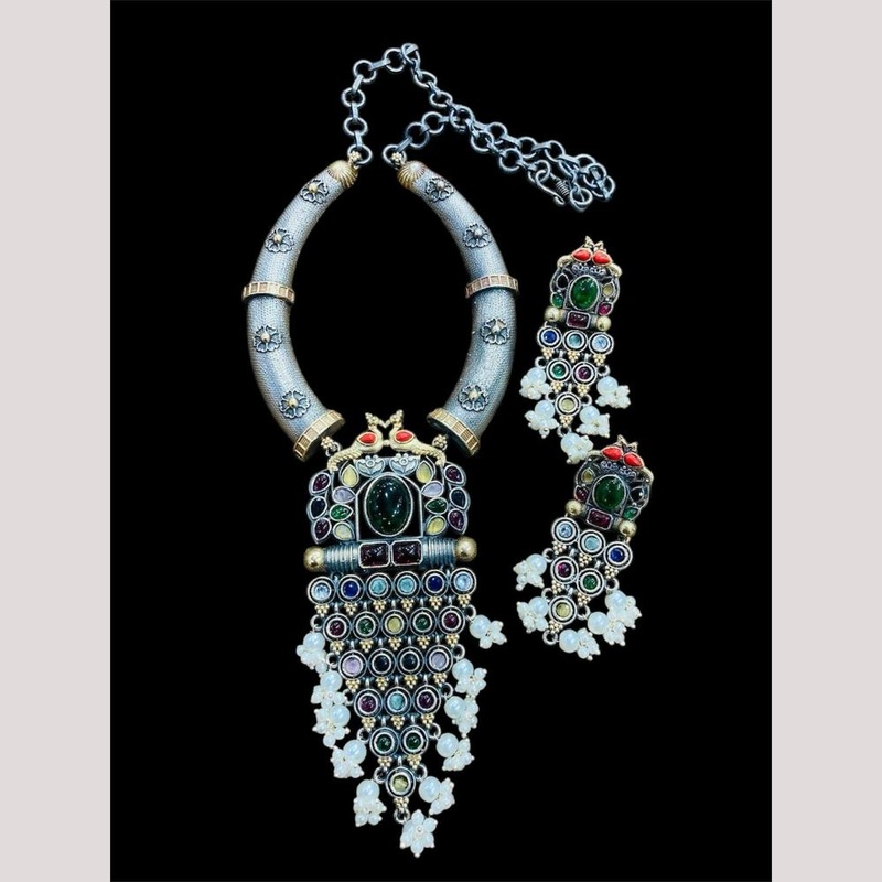 FS Collection 2 Tone Plated Pota and Pearls  Modern Fusion Jewelry Necklace Set