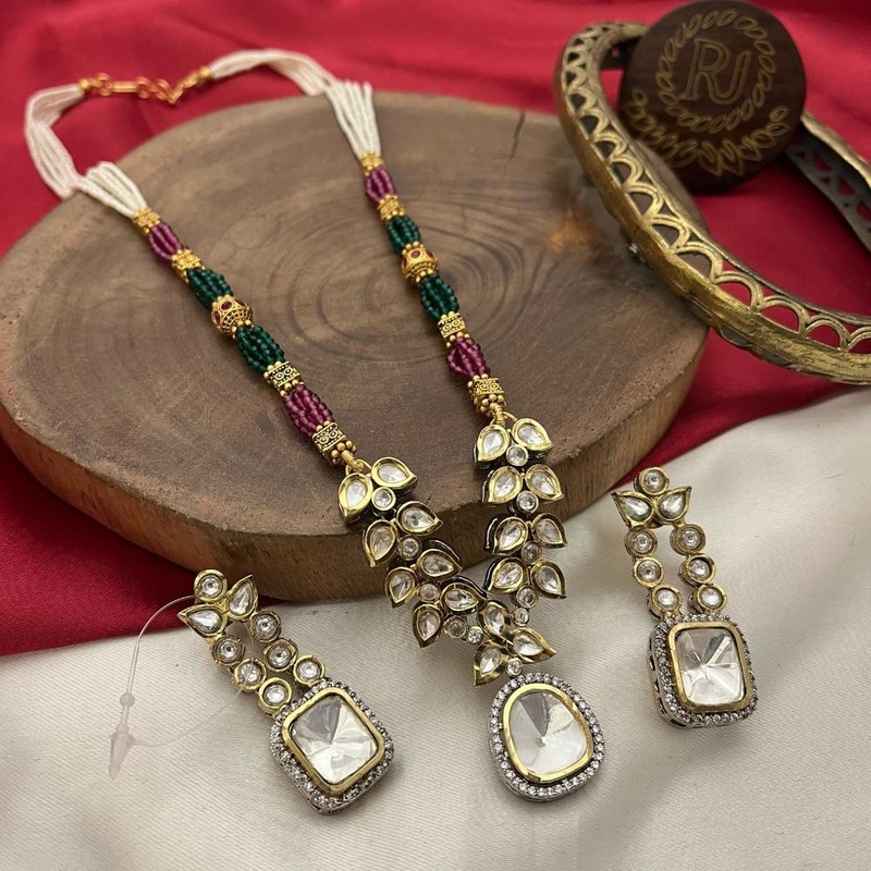 FS Collection Luxury 2-Tone Plated Kundan and Pearls Bridal & Party Wear Long Necklace Set