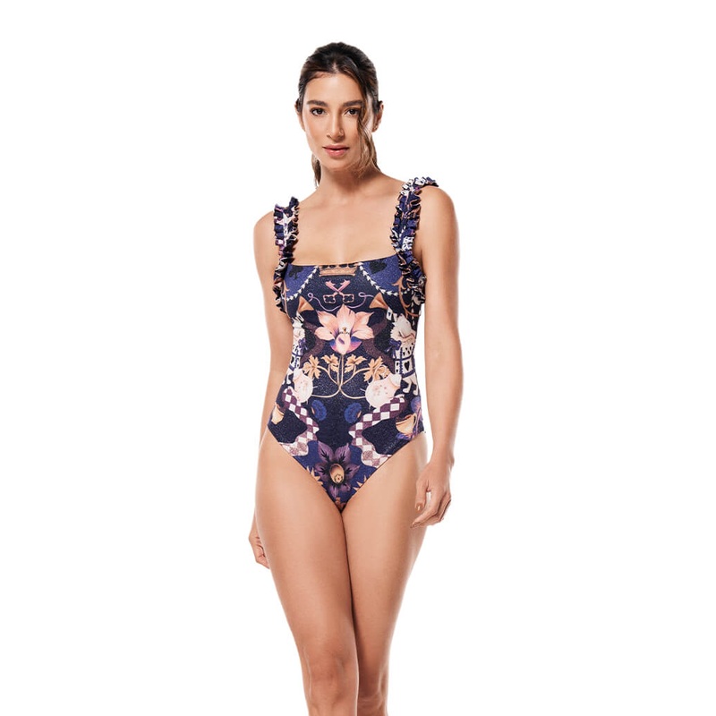 Alessia Wonderland One Piece