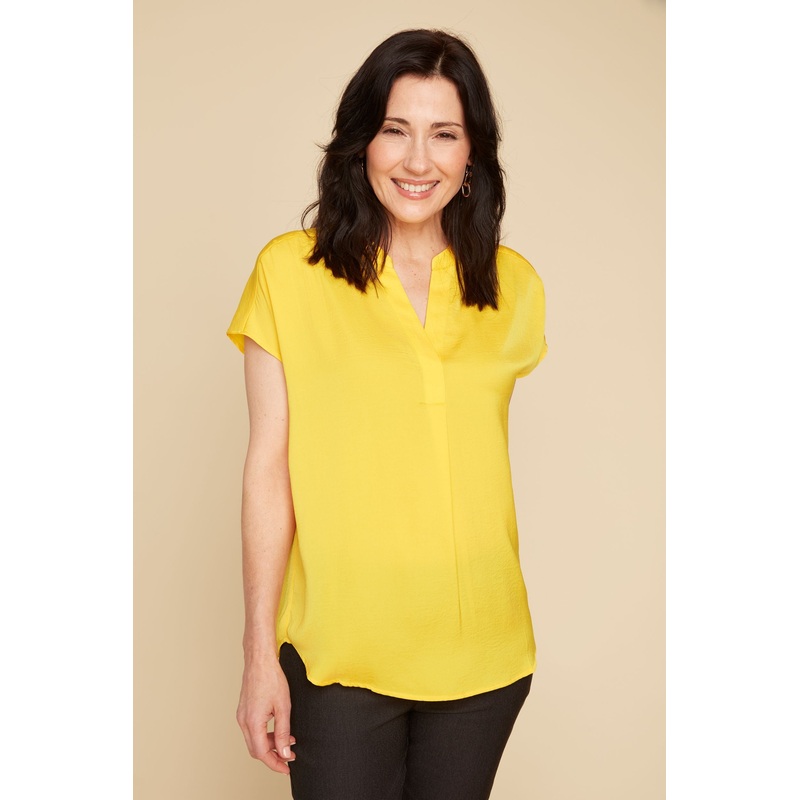 Renuar Airflow Cap Sleeve Blouse - Daffodil